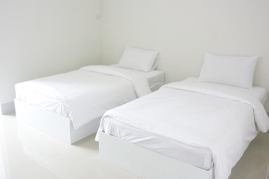 Honghub Sakon Hotel Саконнакхон Номер фото